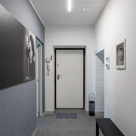 Armani House - Center *