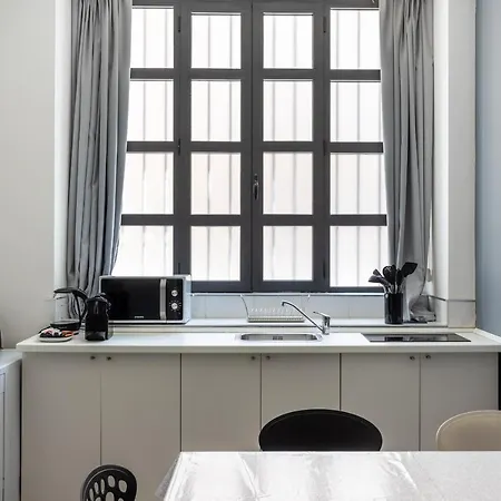 Armani House - Center Apartment *